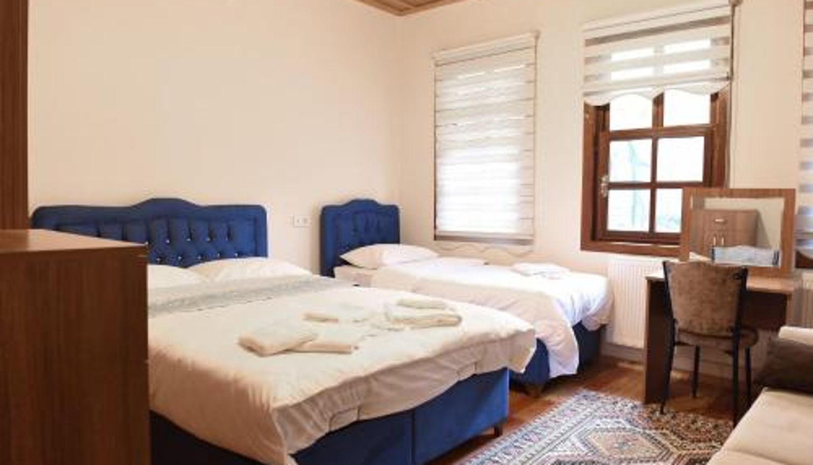 Info - ÖZ Butik Otel Antik Kent Myrleia