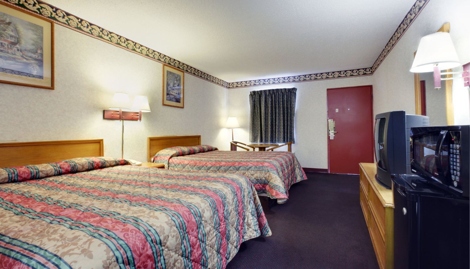 Room - Americas Best Value Inn & Suites Macon at Eisenhower Pkwy