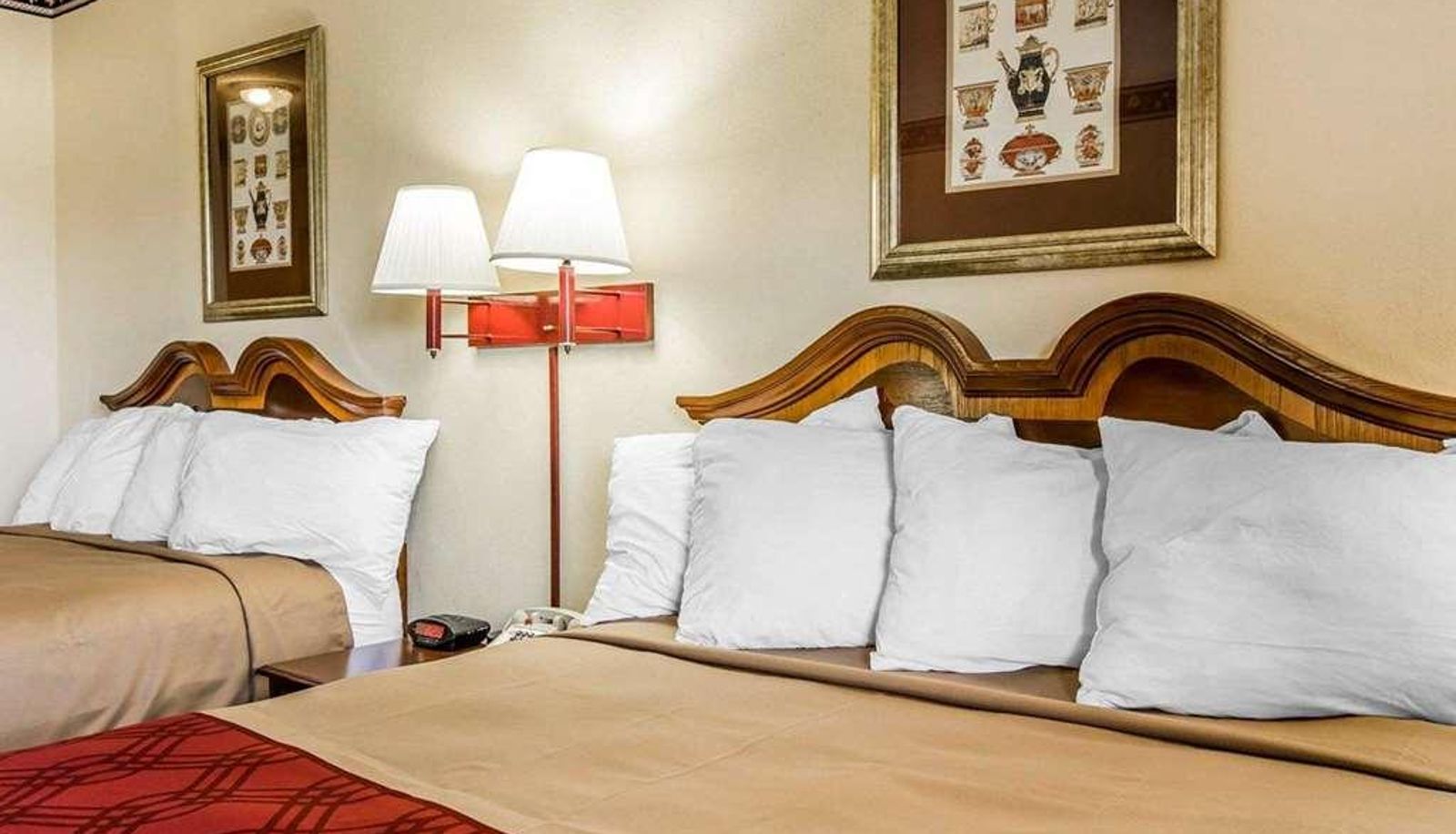 Quadruple room - Econo Lodge