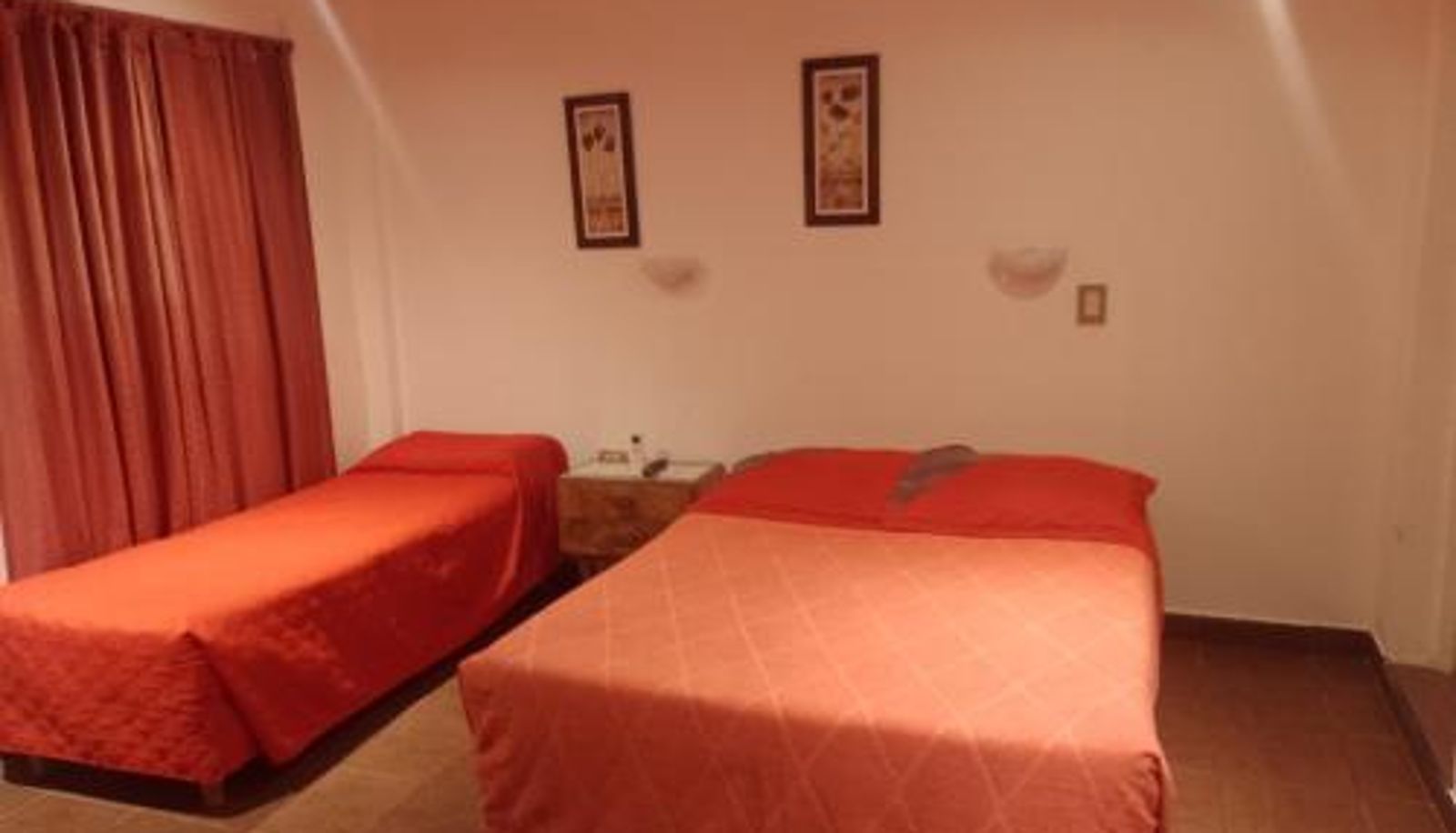 Pokój trzyosobowy - Hotel Residencial España