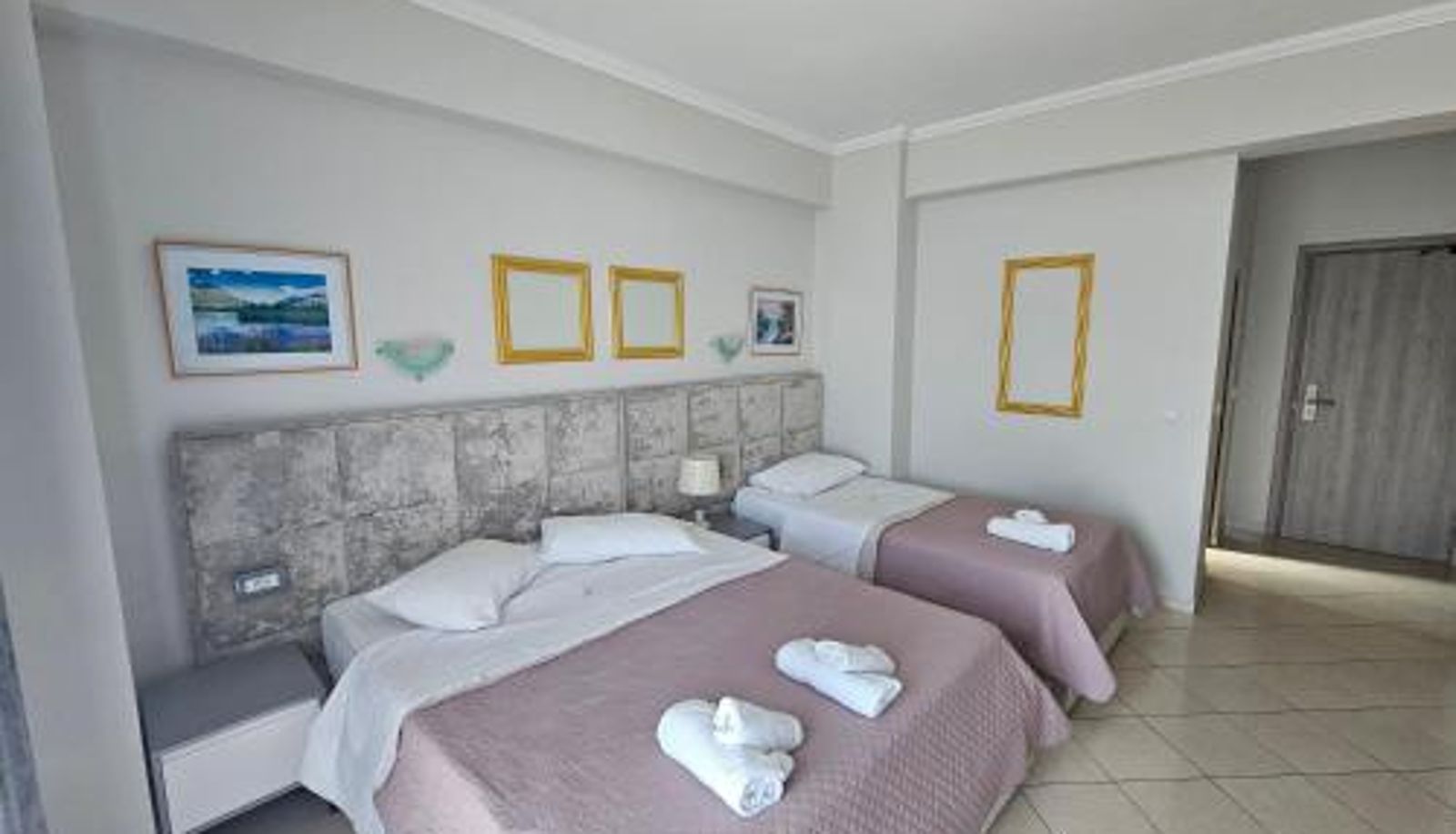 Pokój trzyosobowy - Hotel Pini