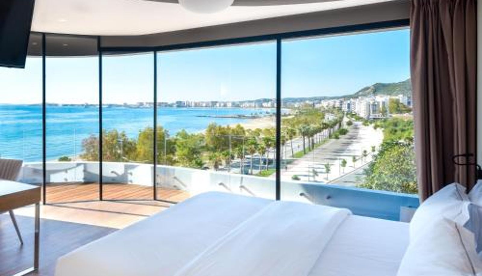 Chambre Familiale - Yacht Hotel