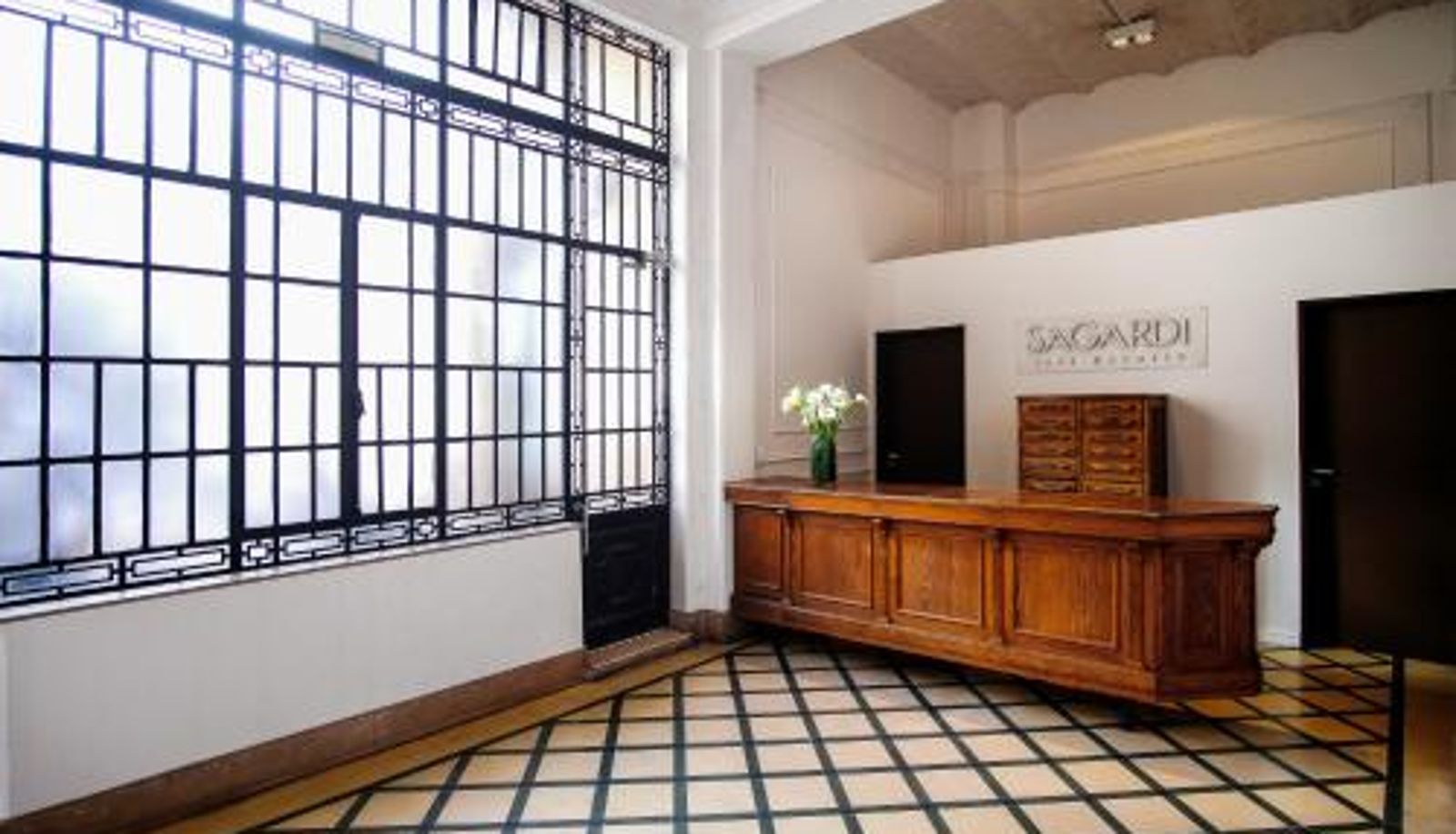 Info - Loft Osteria by Sagardi