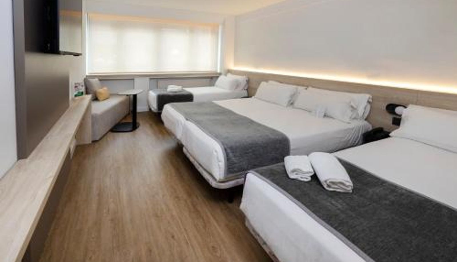 Room - Sercotel Delfos Andorra