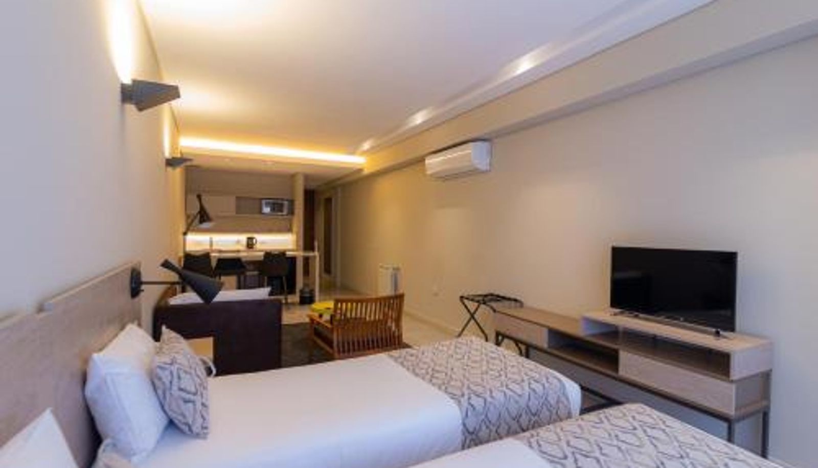 Tripla - Hotel Treinta-Seis