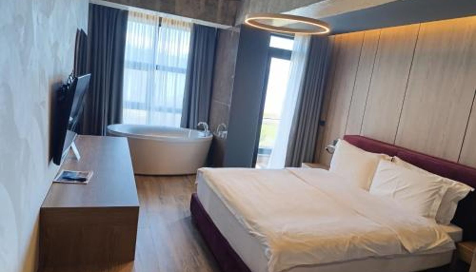 Info - Toka Hotel Restaurant