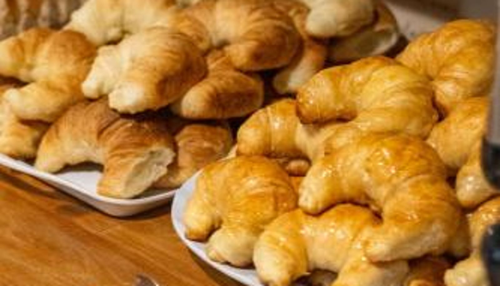 Frühstücksraum innerhalb des Restaurants - HOTEL CITY