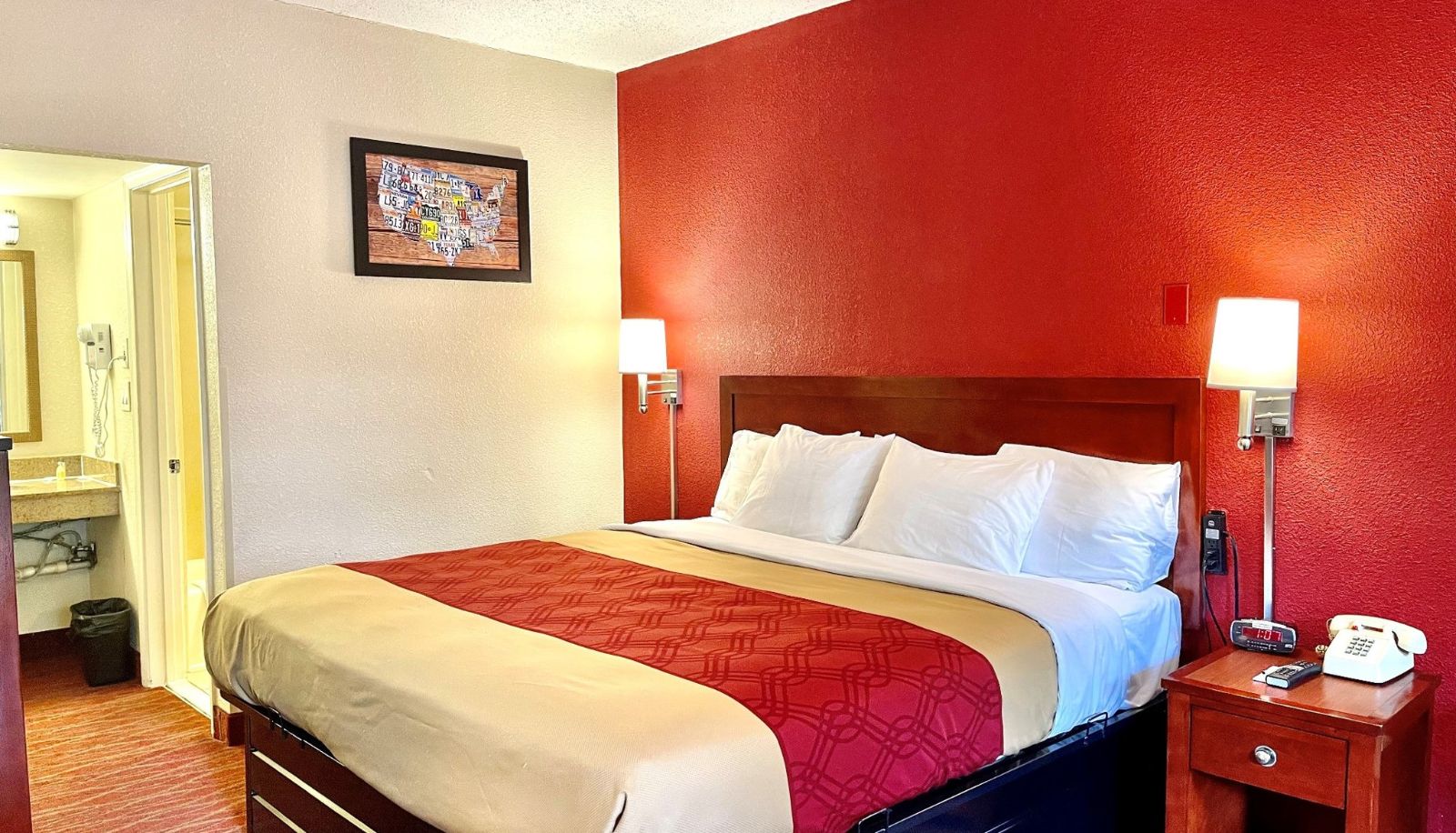 Camera - Red Carpet Inn by University of MD