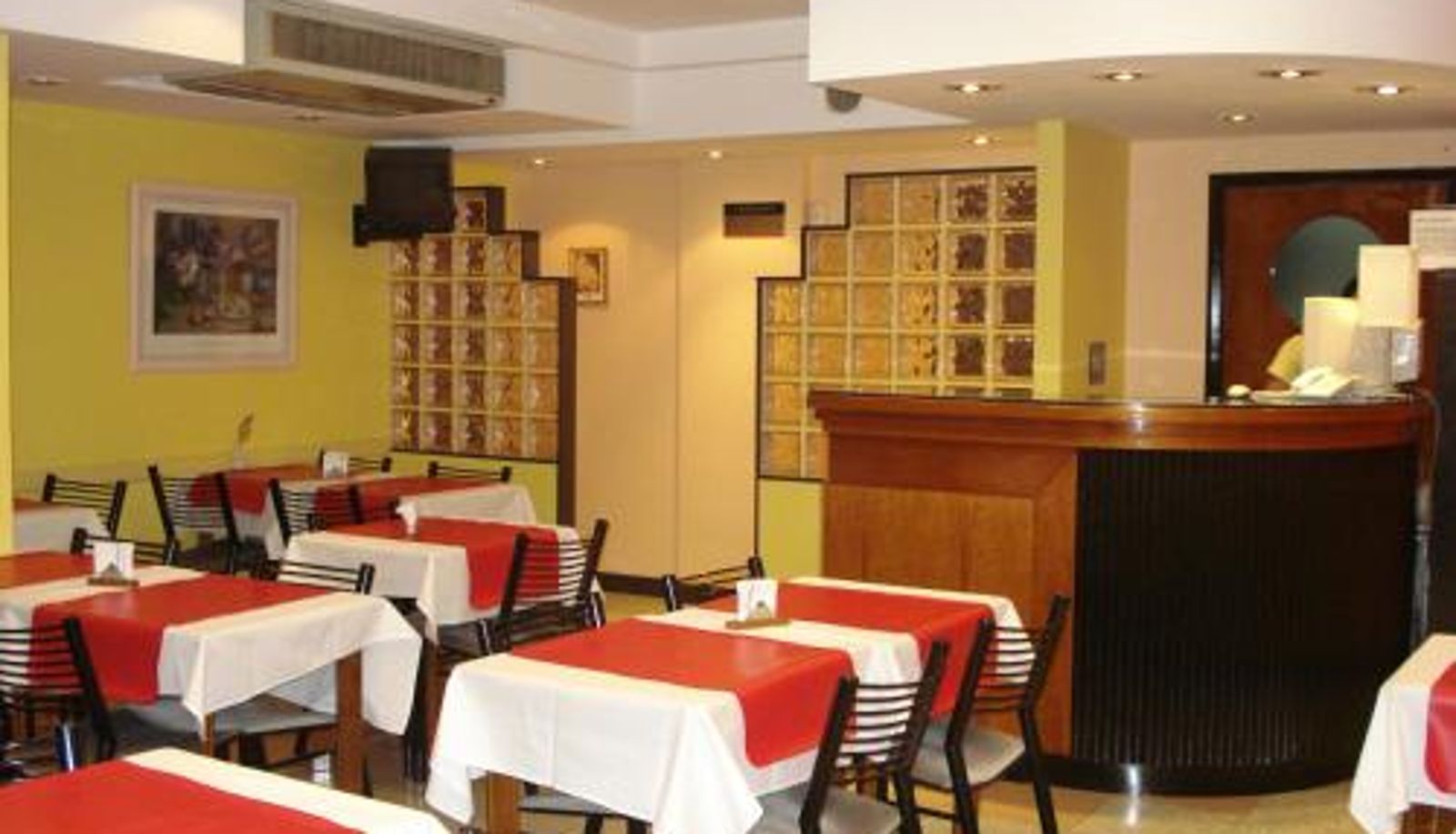Frühstücksraum innerhalb des Restaurants - Hotel Esperia