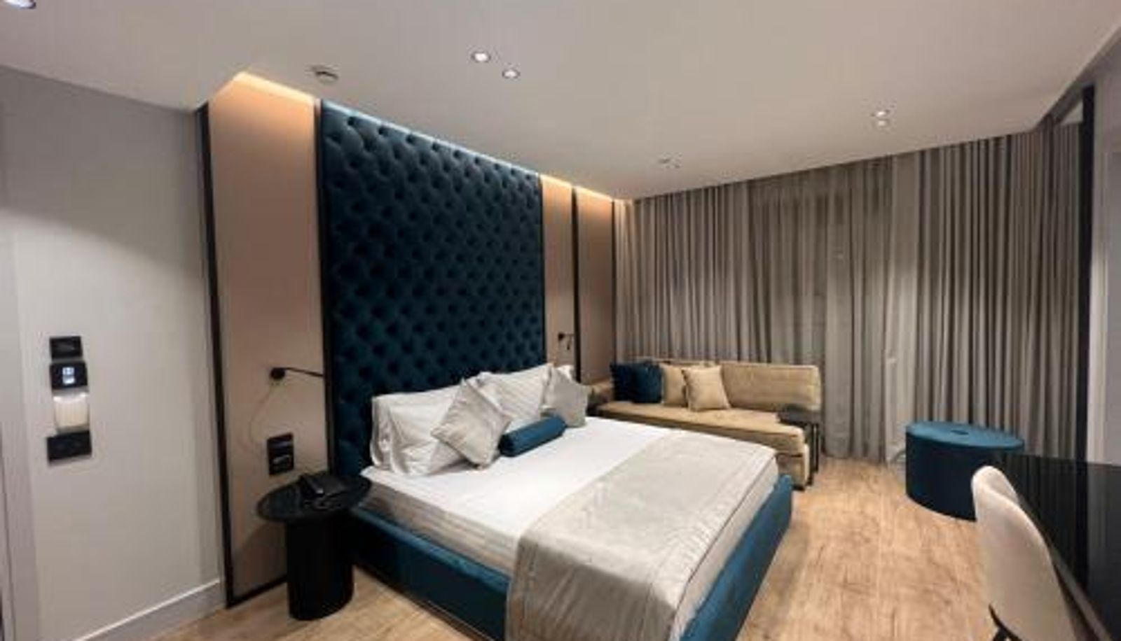 Pokój trzyosobowy - Rozafa Palace Hotel