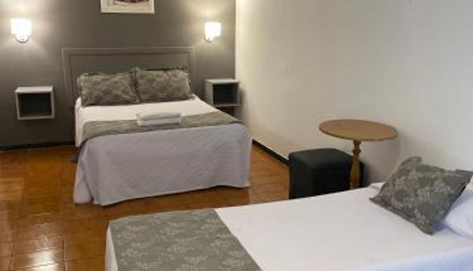 Info - Piazza Suites 2