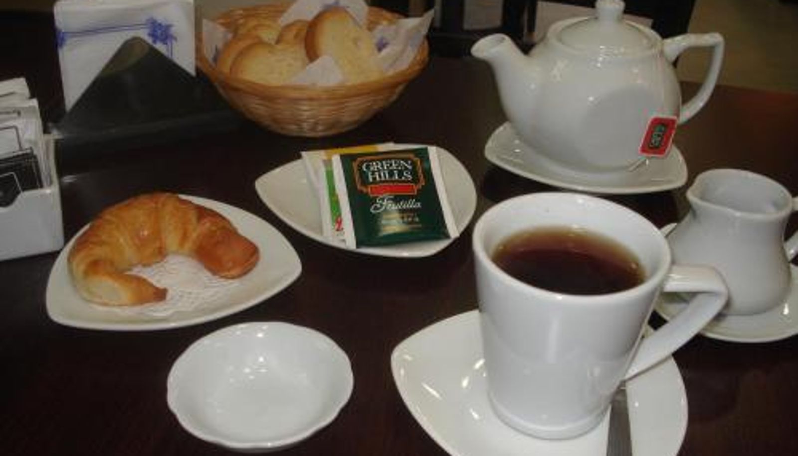 Breakfast room within the restaurant - Morada Suites