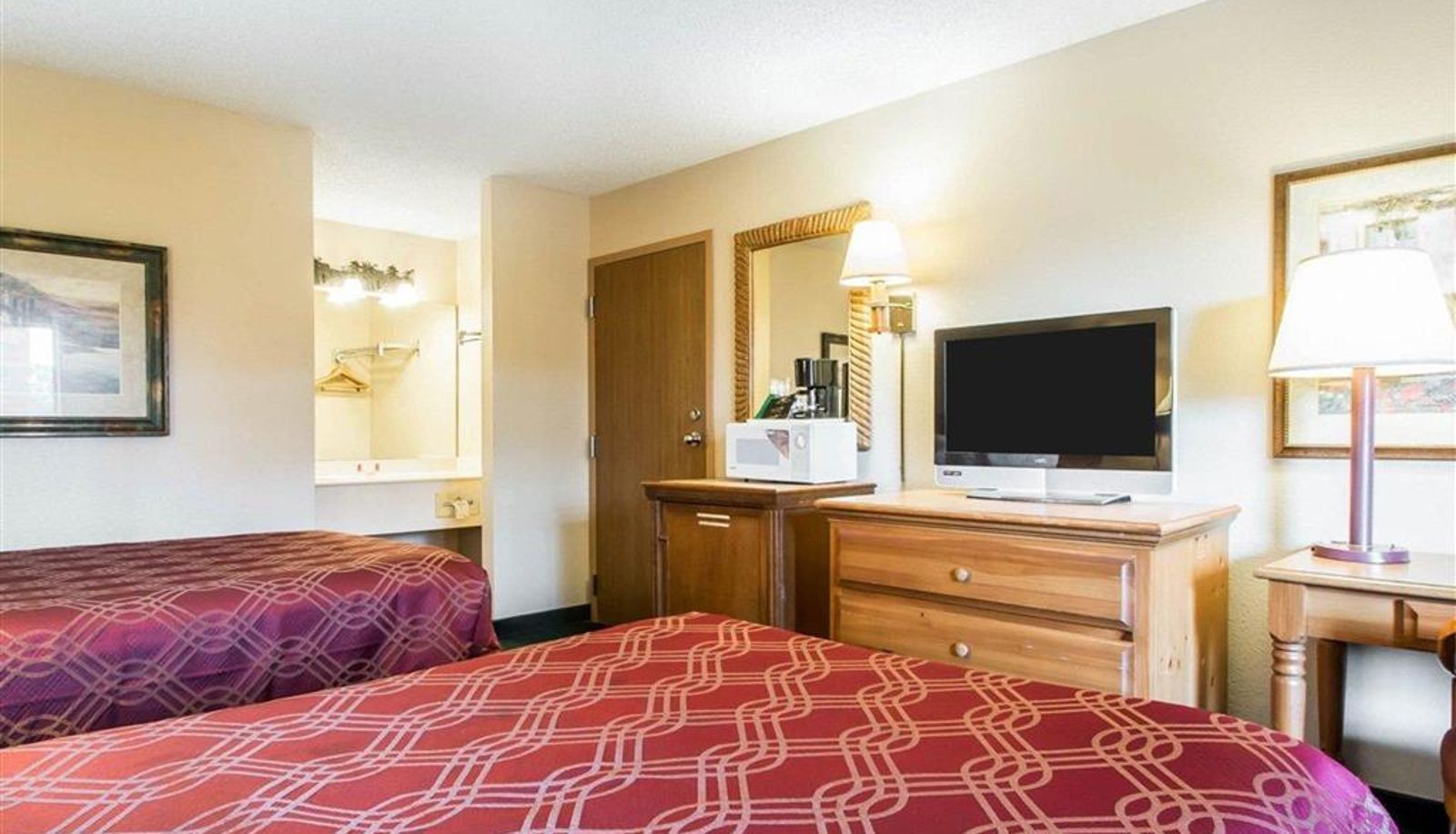 Zimmer - Econo Lodge Springfield I-44