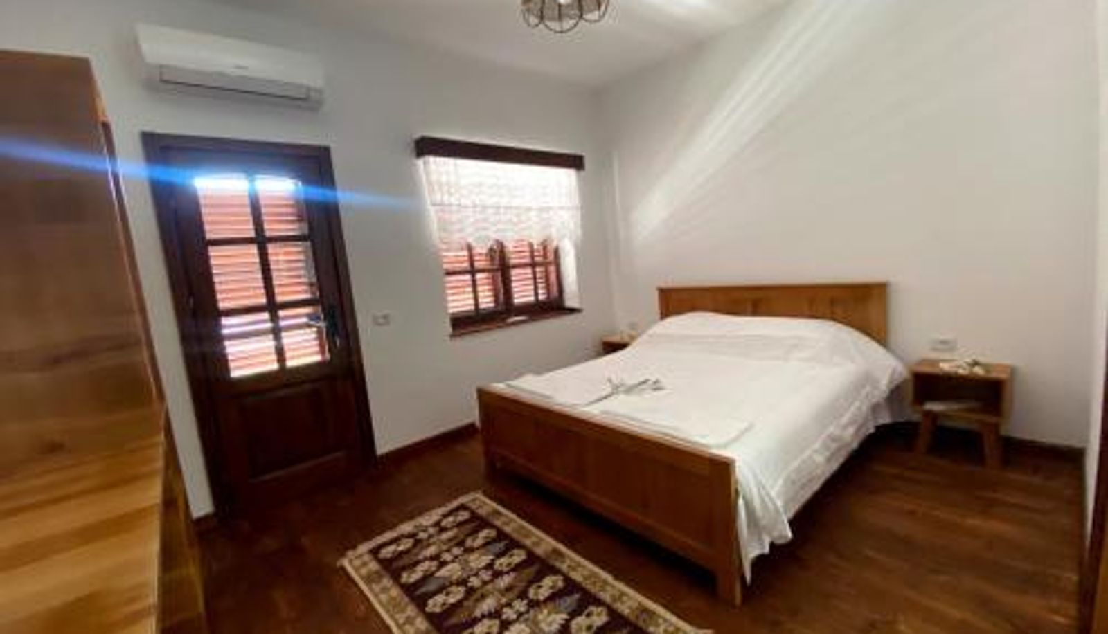 Kamer - Nëna Dashuri Agroturizëm