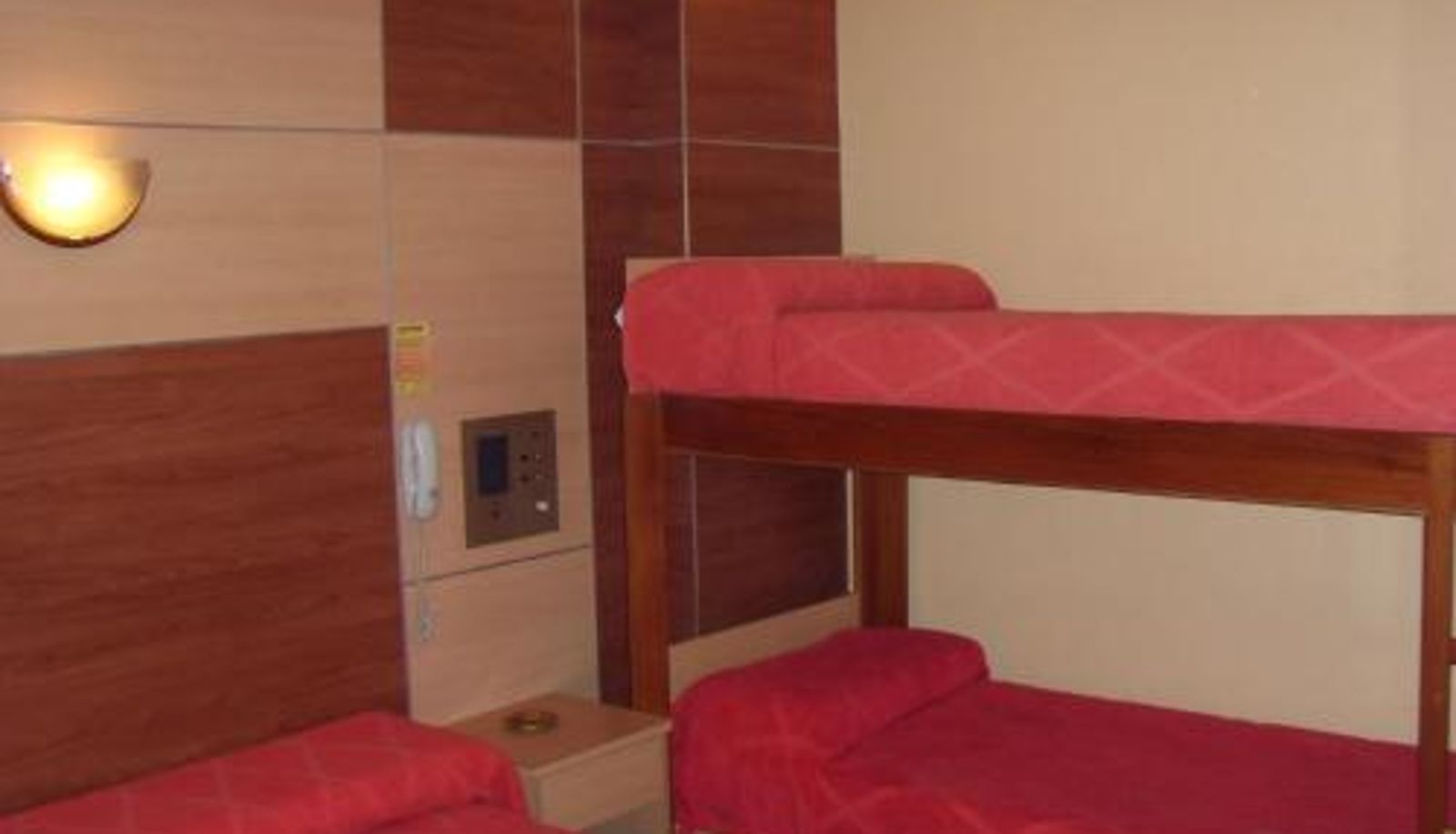 Zimmer - Hotel Embajador