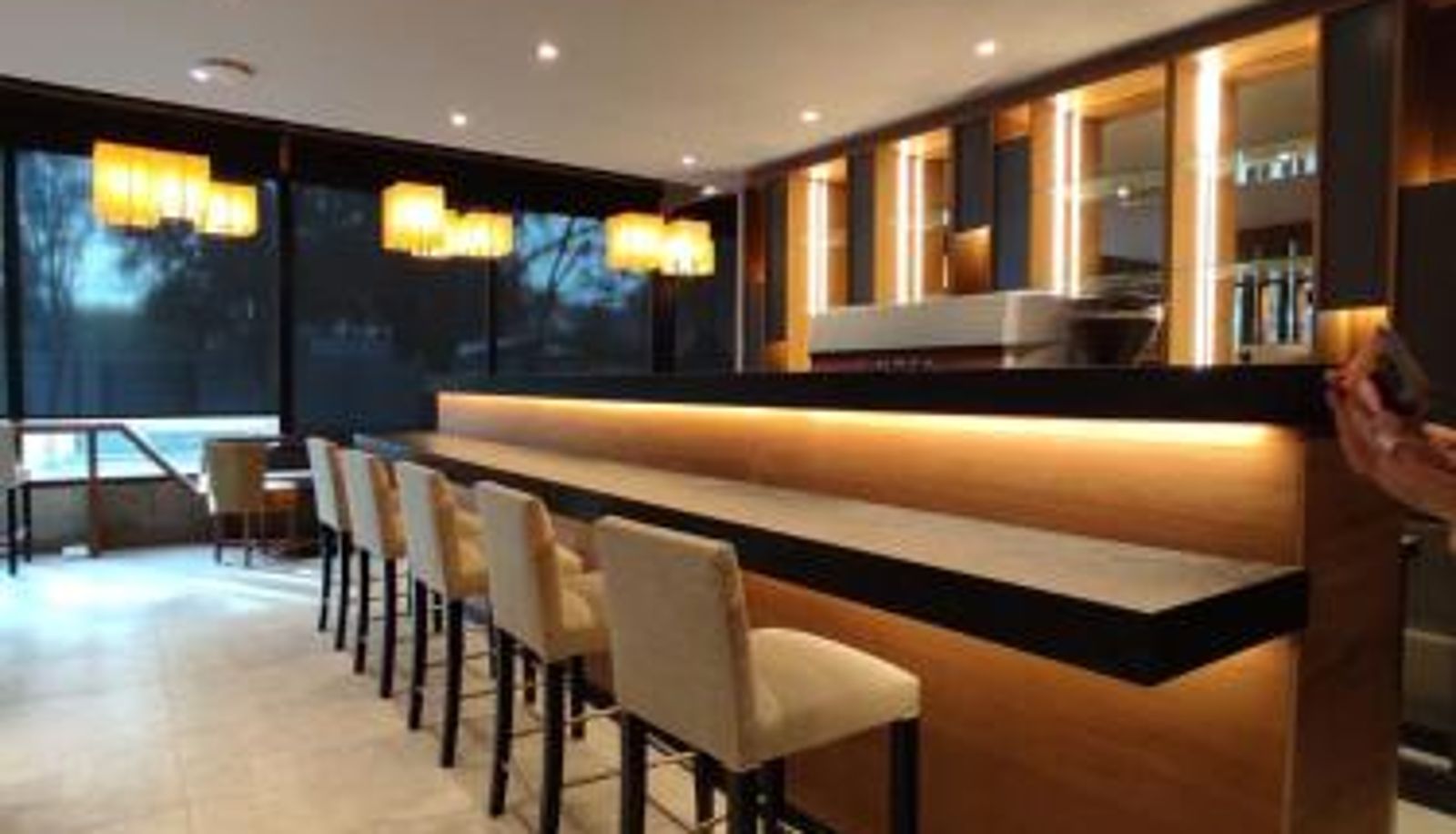Sala de desayunos dentro del restaurante - Ferrol Apart Hotel