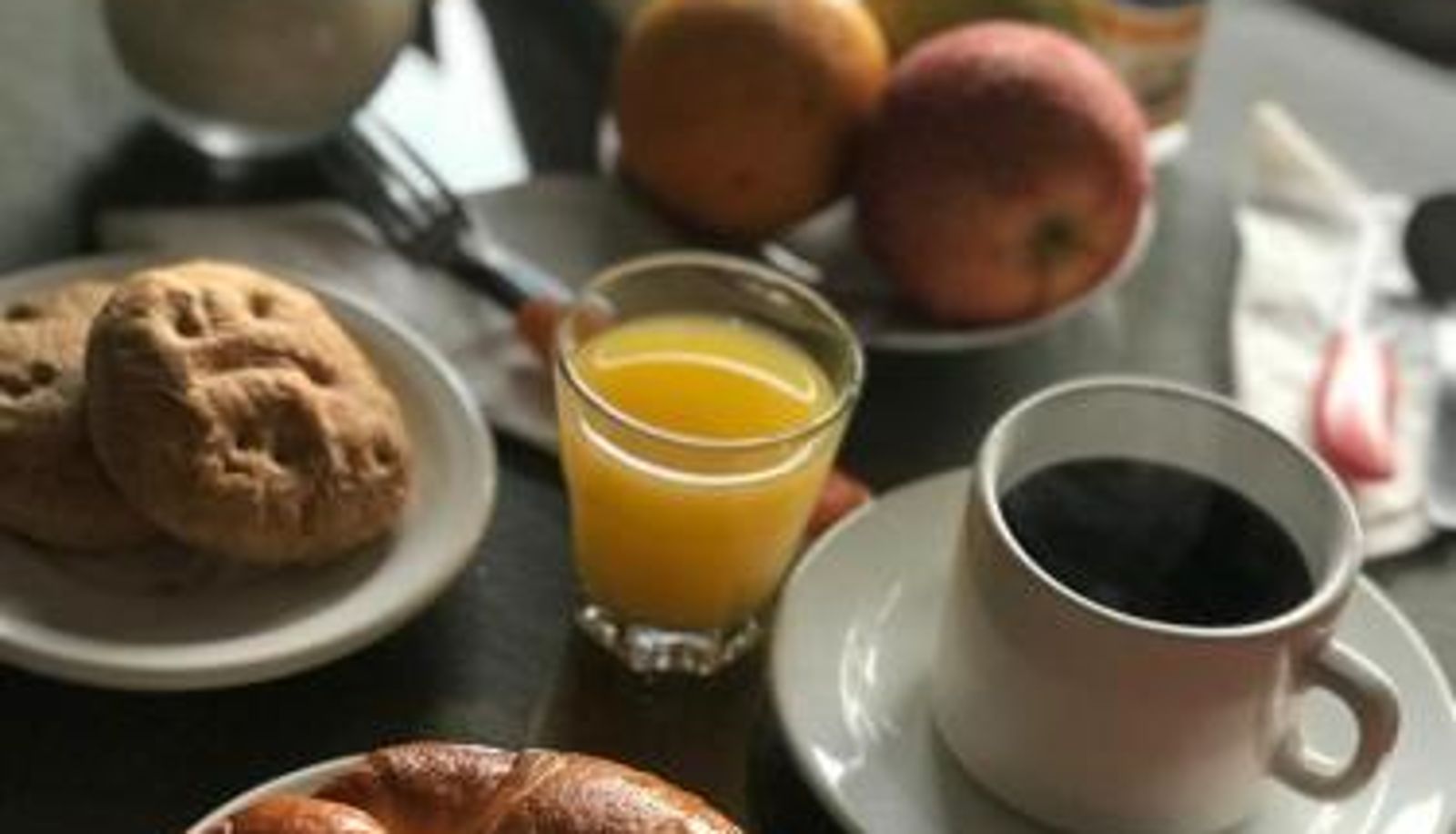 Sala de desayunos dentro del restaurante - Hotel Francia