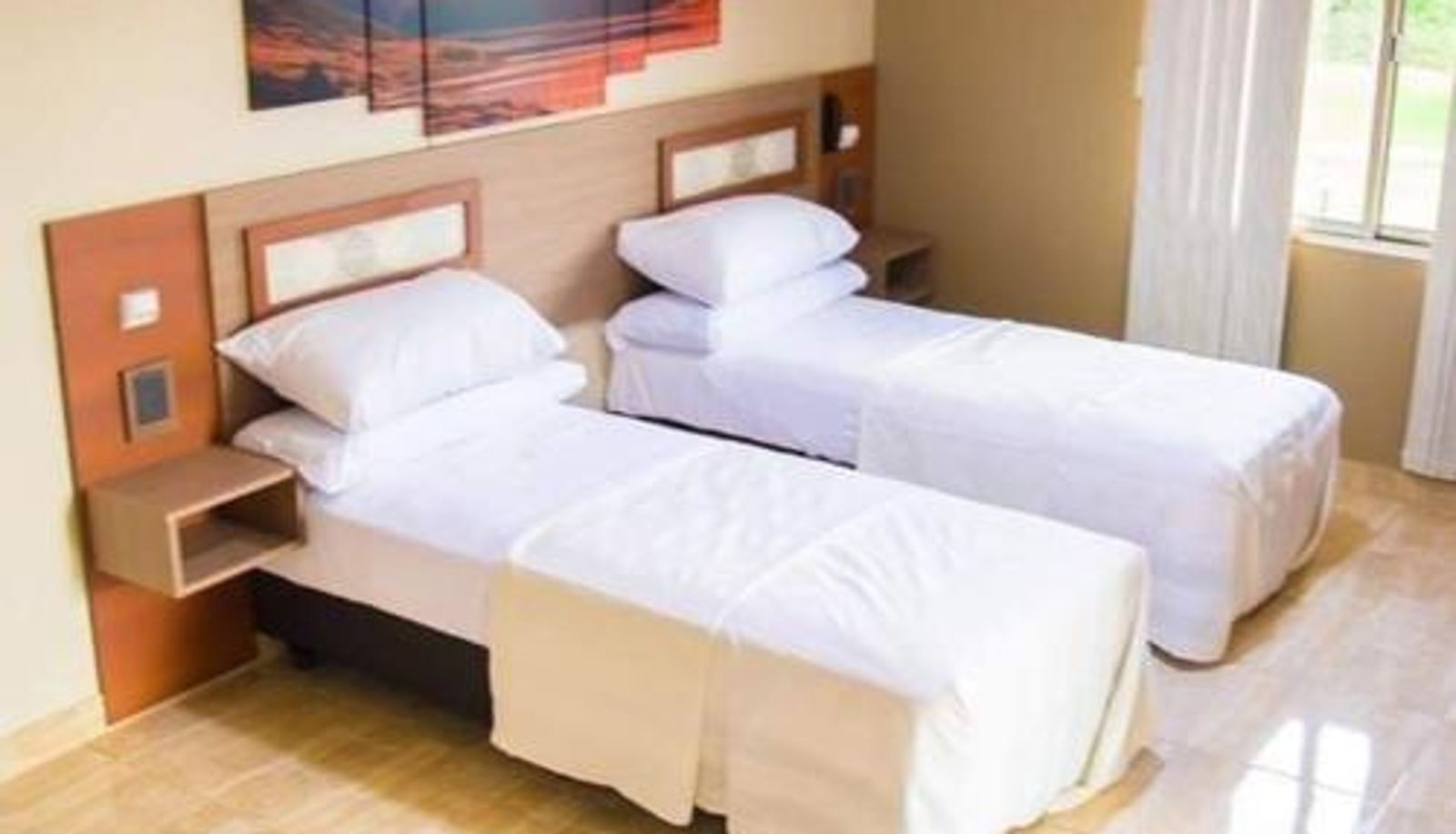 Room - Austral Hotel
