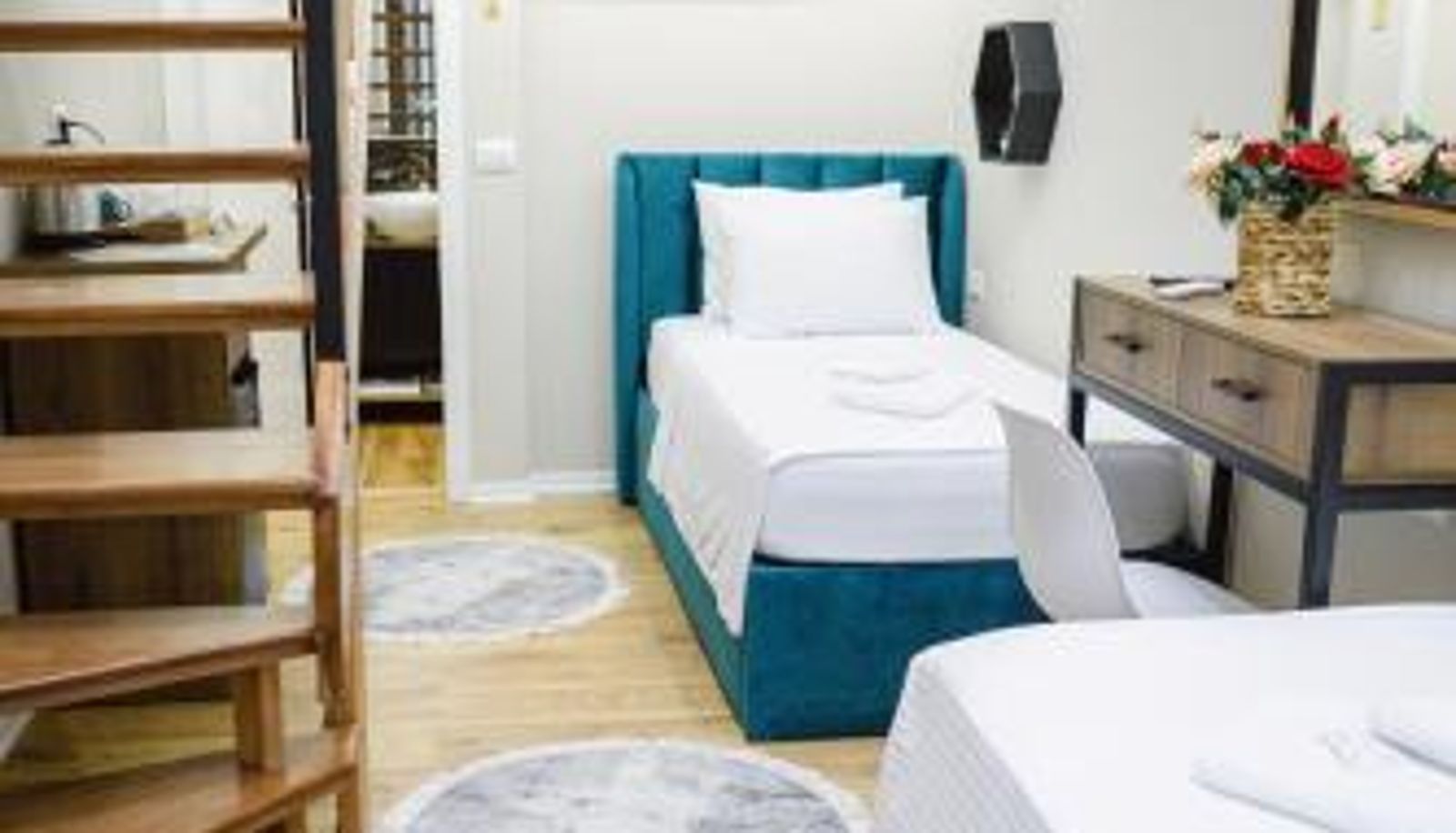 Info - Duplex Rooms