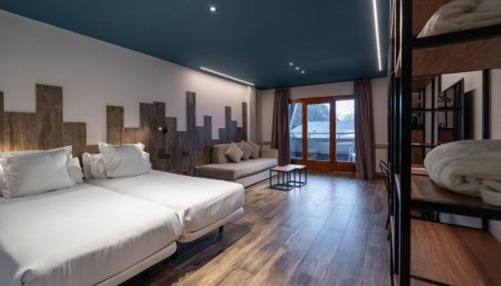 Room - The Mountain Hotel Ushuaia