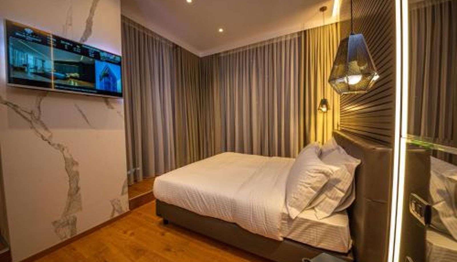 Zimmer - Black Diamond Hotel