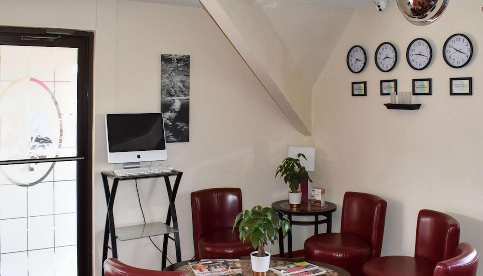 Hall - MHO Hotel Bordentown