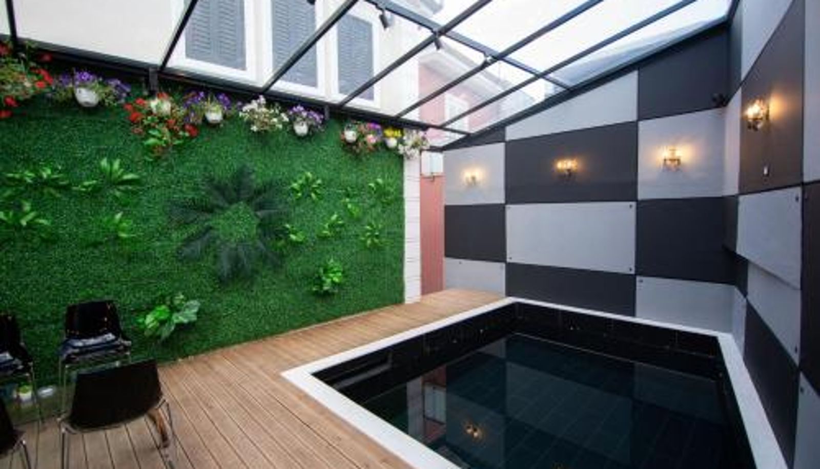 Zwembad - Boutique Hotel Kooperativa