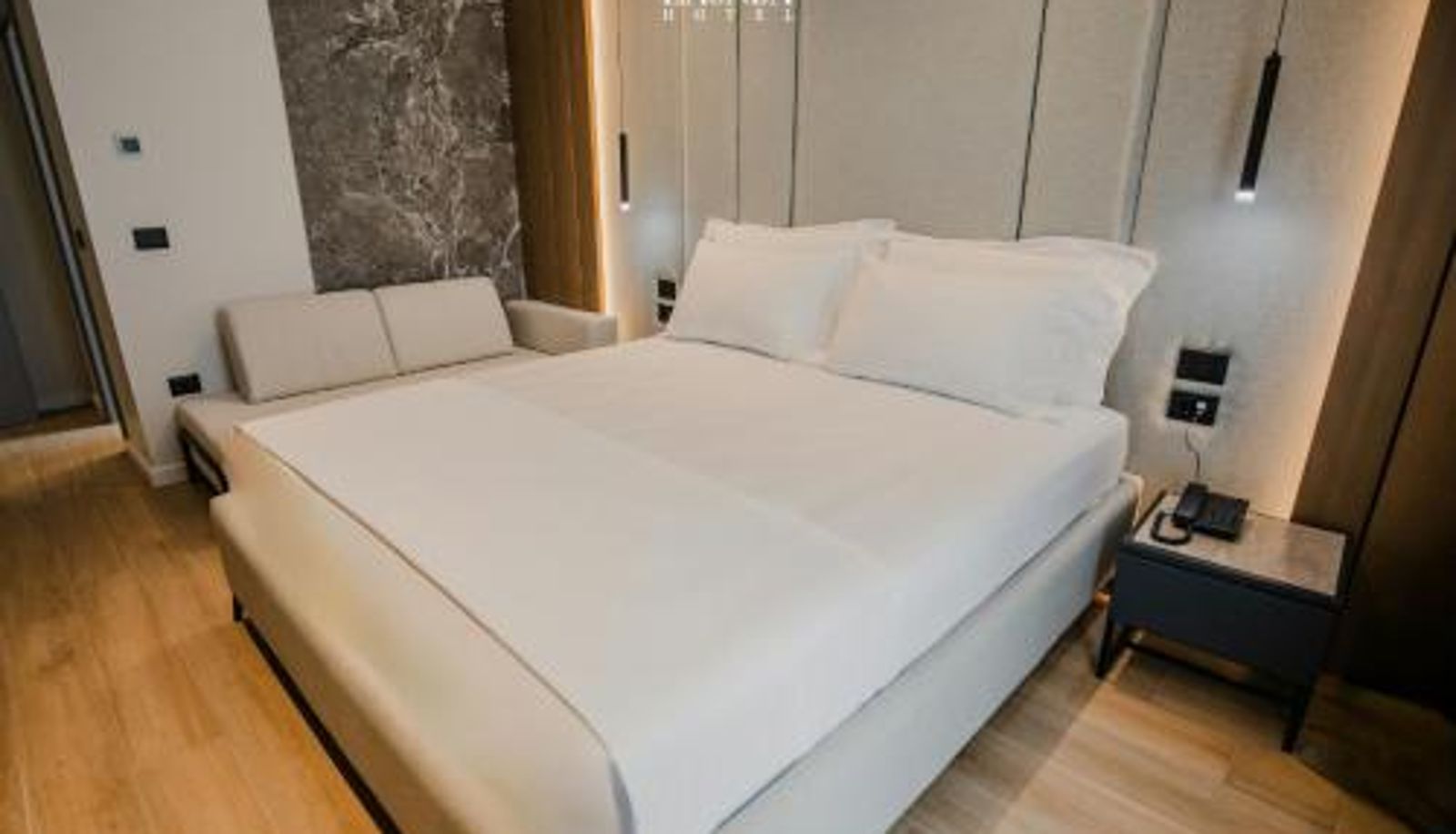 Room - La Onda Hotel Durres