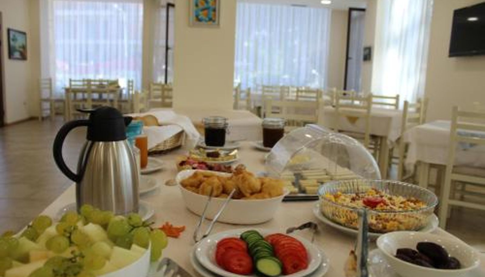 Frühstücksraum innerhalb des Restaurants - Hotel Villa Aljor