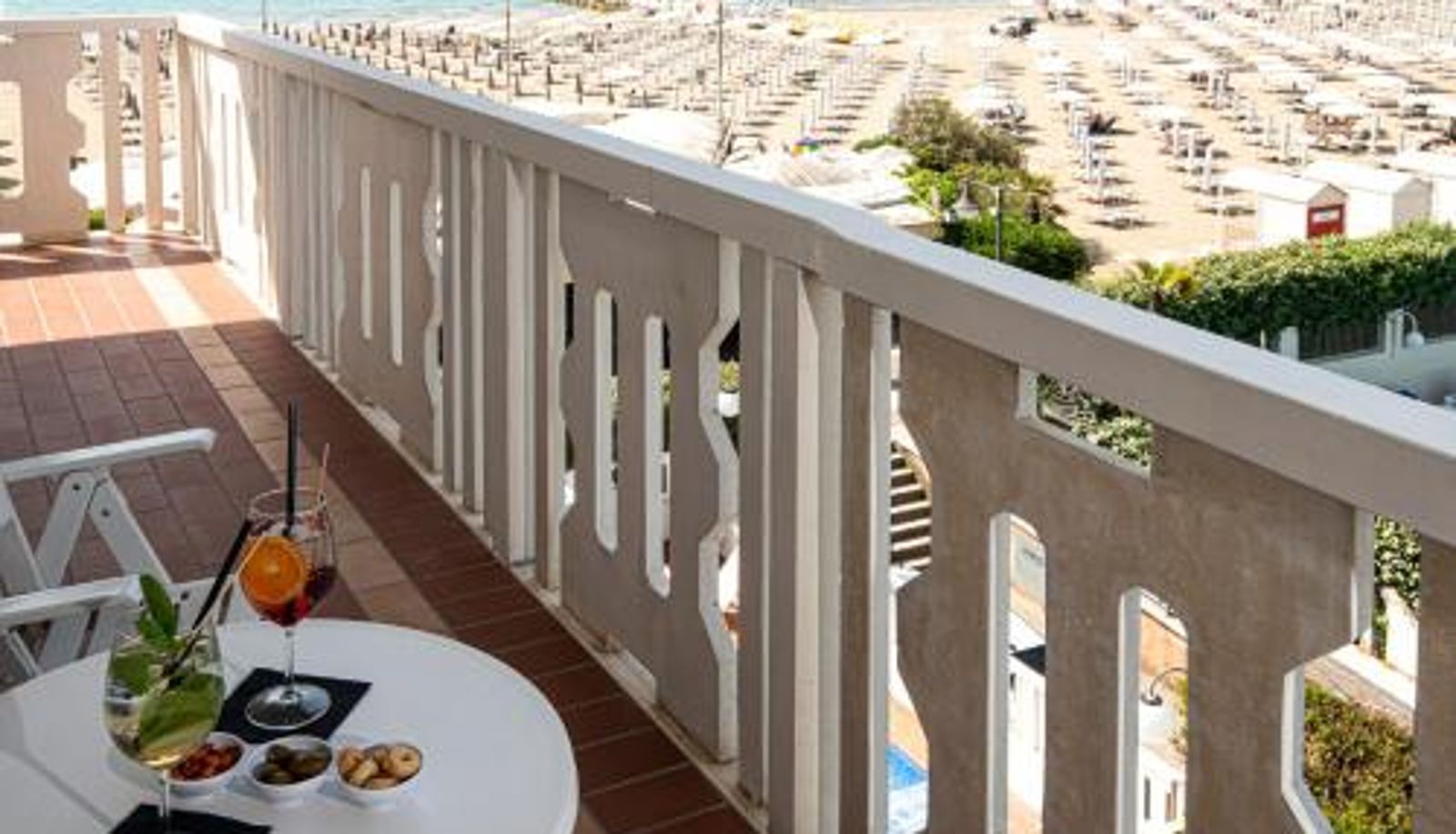 Terrace - Hotel Savoy