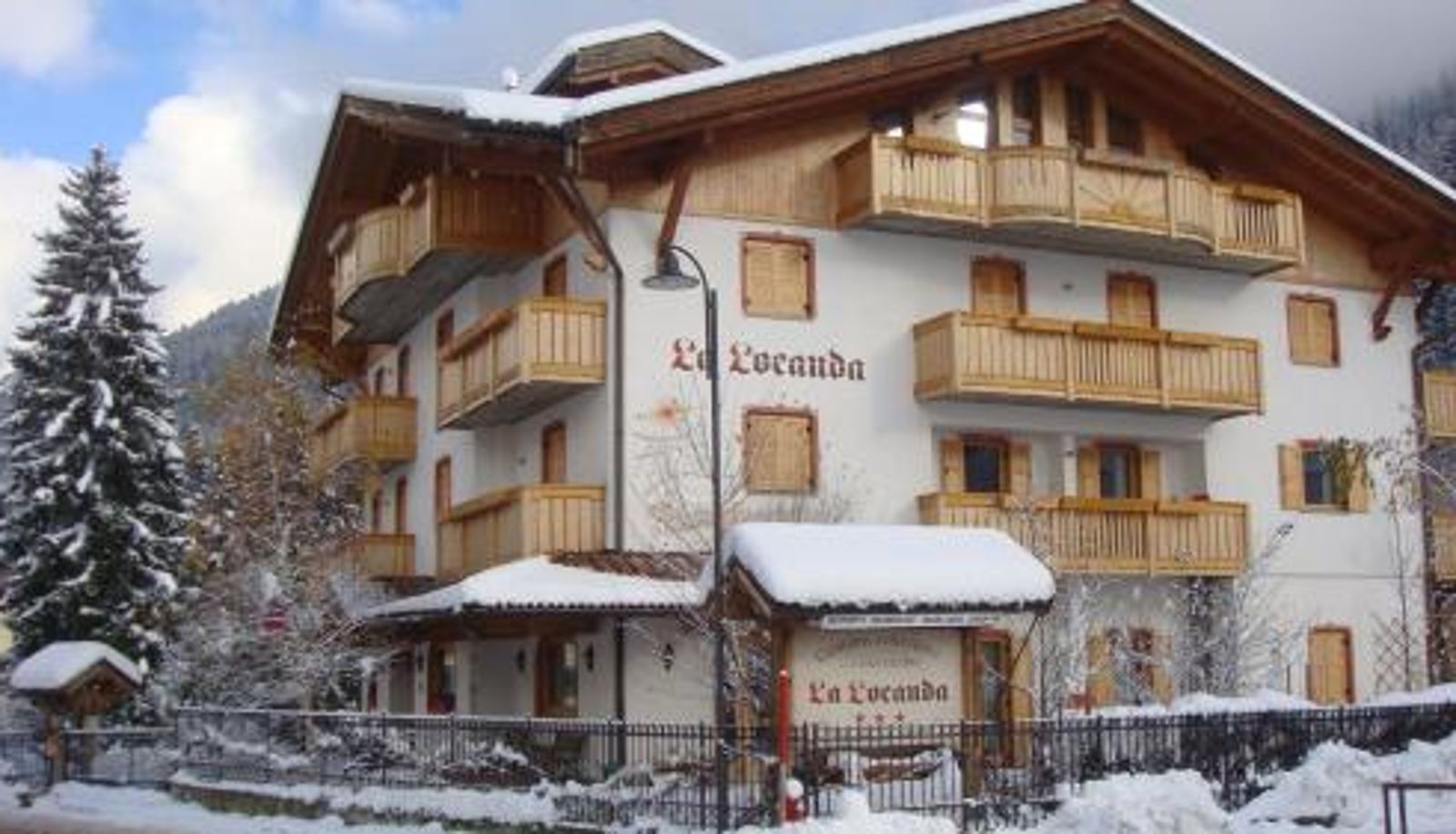 Info - HOTEL La Locanda