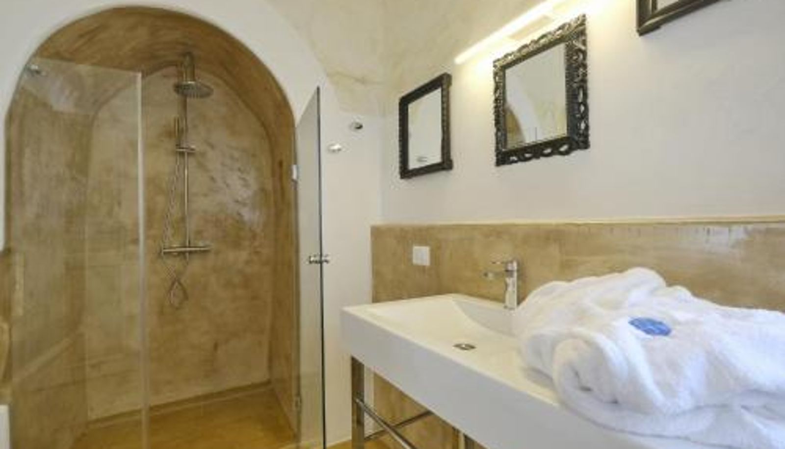 Suite - Pascaraymondo Suite Palace