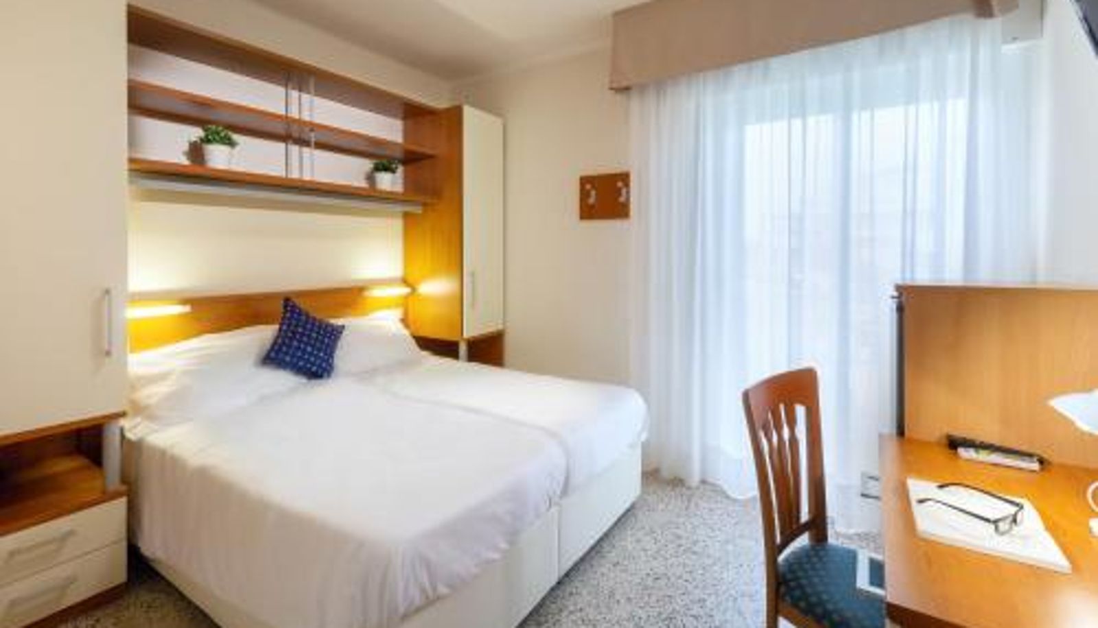 Room - Hotel Verona