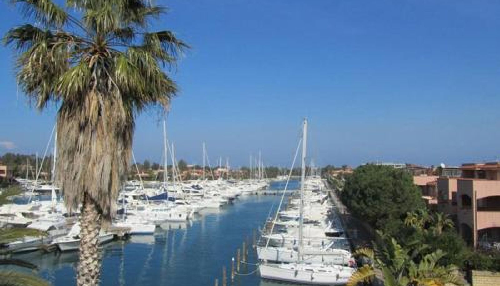 Apartamento - Baia Dei Delfini