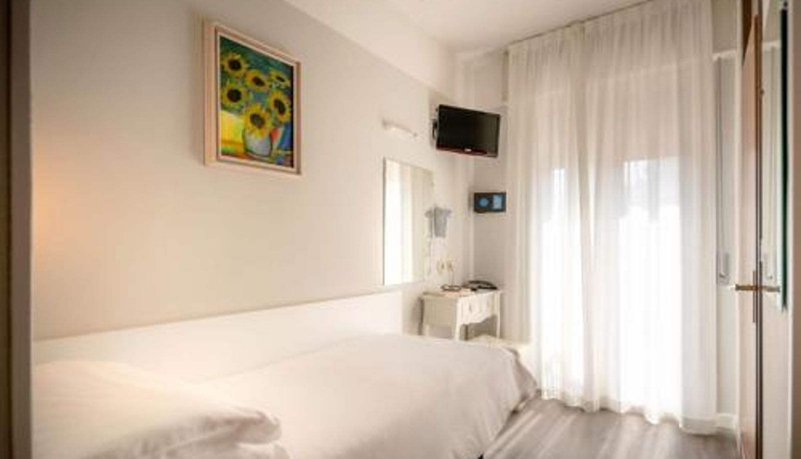 Info - Hotel Etna
