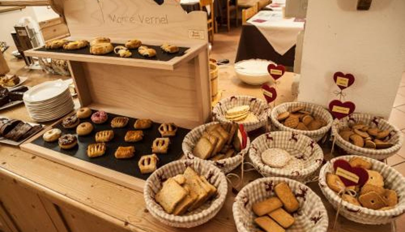 Frühstücksraum innerhalb des Restaurants - B&B Col Da La Vila