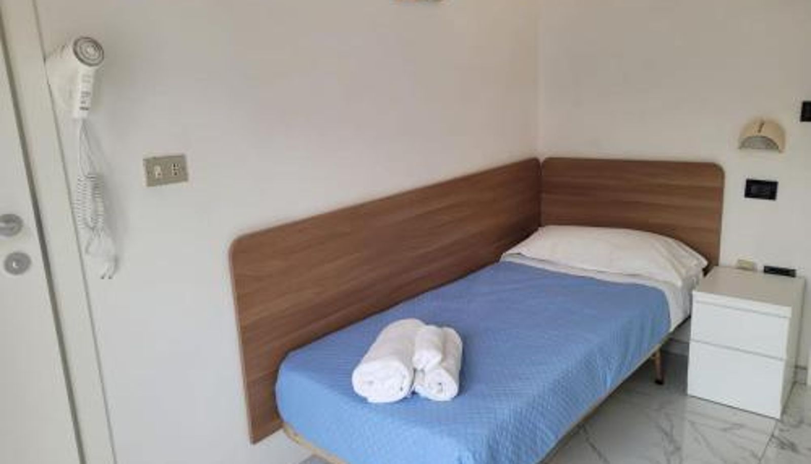 Info - HOTEL VILLA ELISA