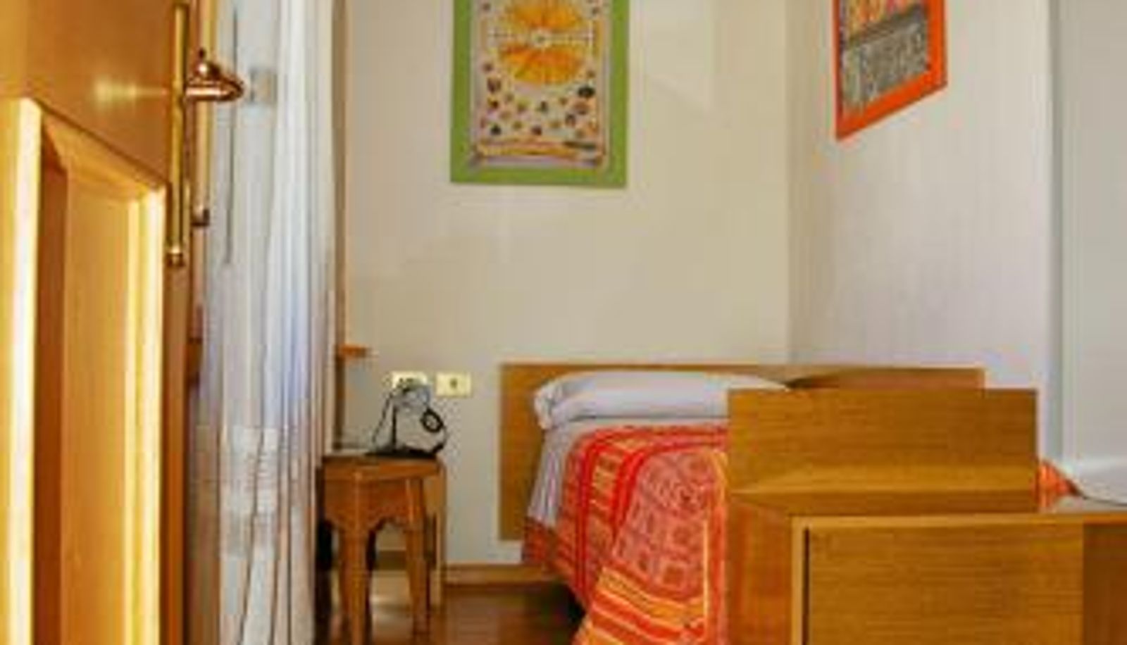 Info - Albergo Ristorante Iris