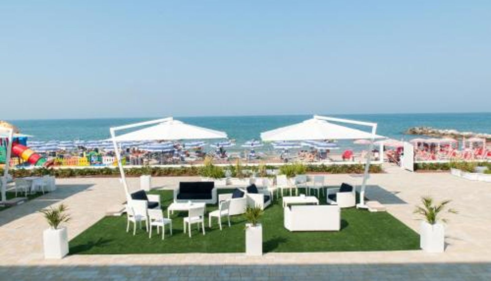Sala de desayunos dentro del restaurante - Lungomare Relax Residence