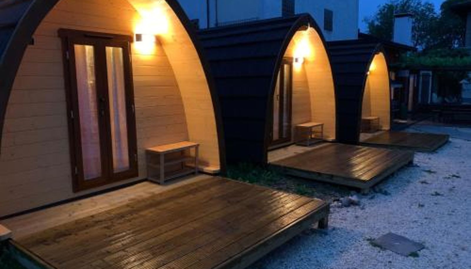 Info - piccadilly b&b
