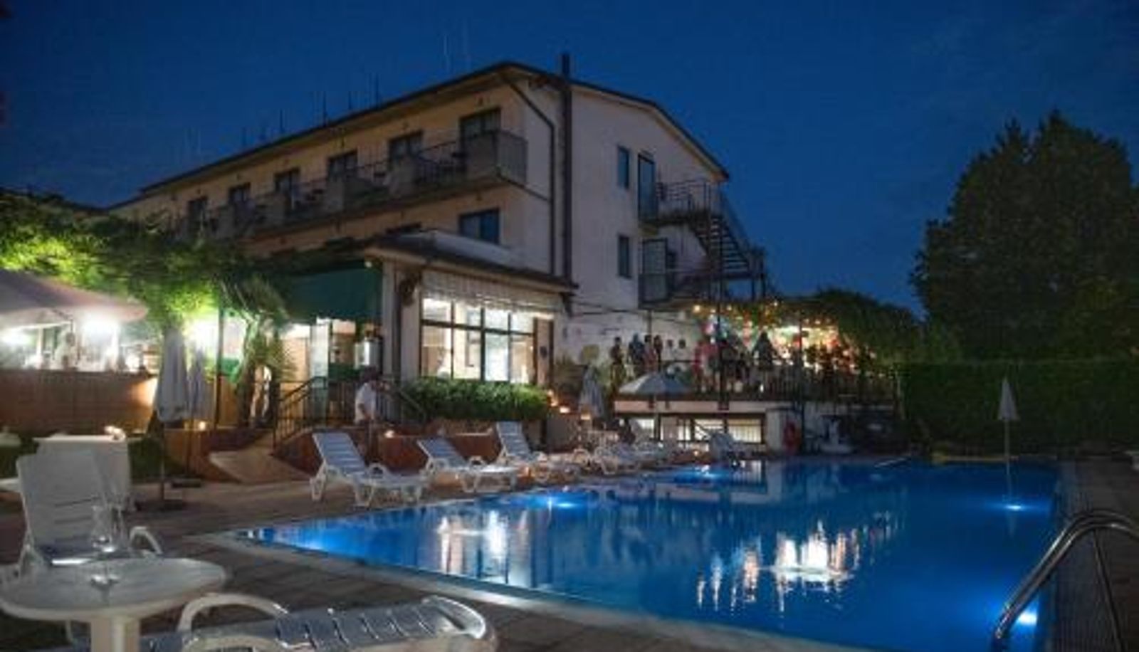 Basen - Hotel Stazione sul lago di Iseo