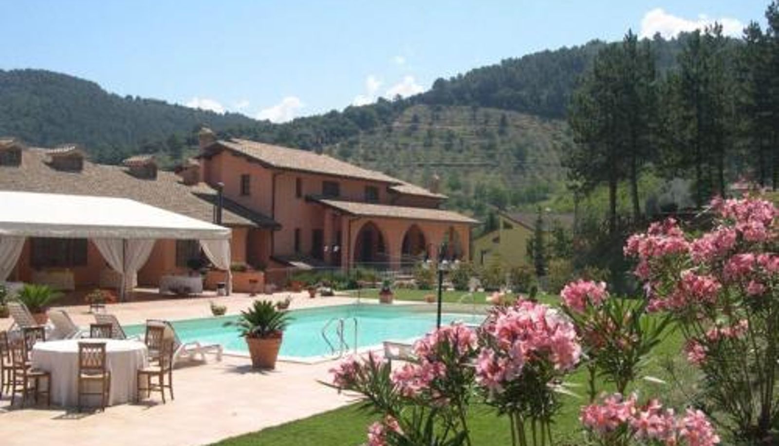 Pool - Hotel La Fattoria