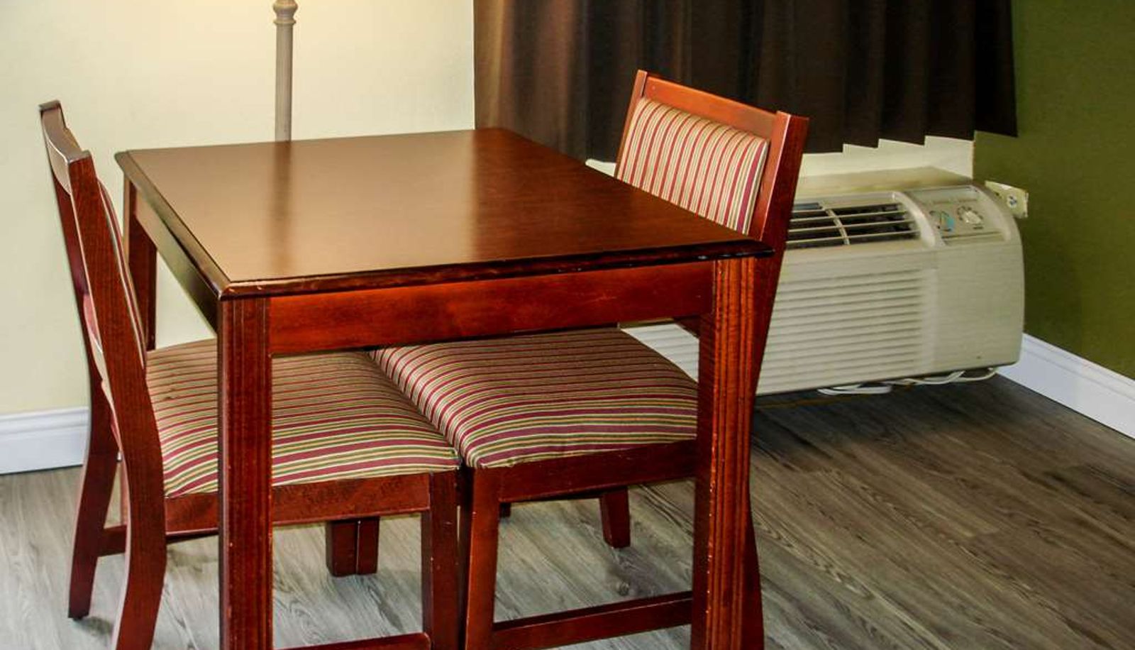 Zimmer - Econo Lodge Texarkana I-30