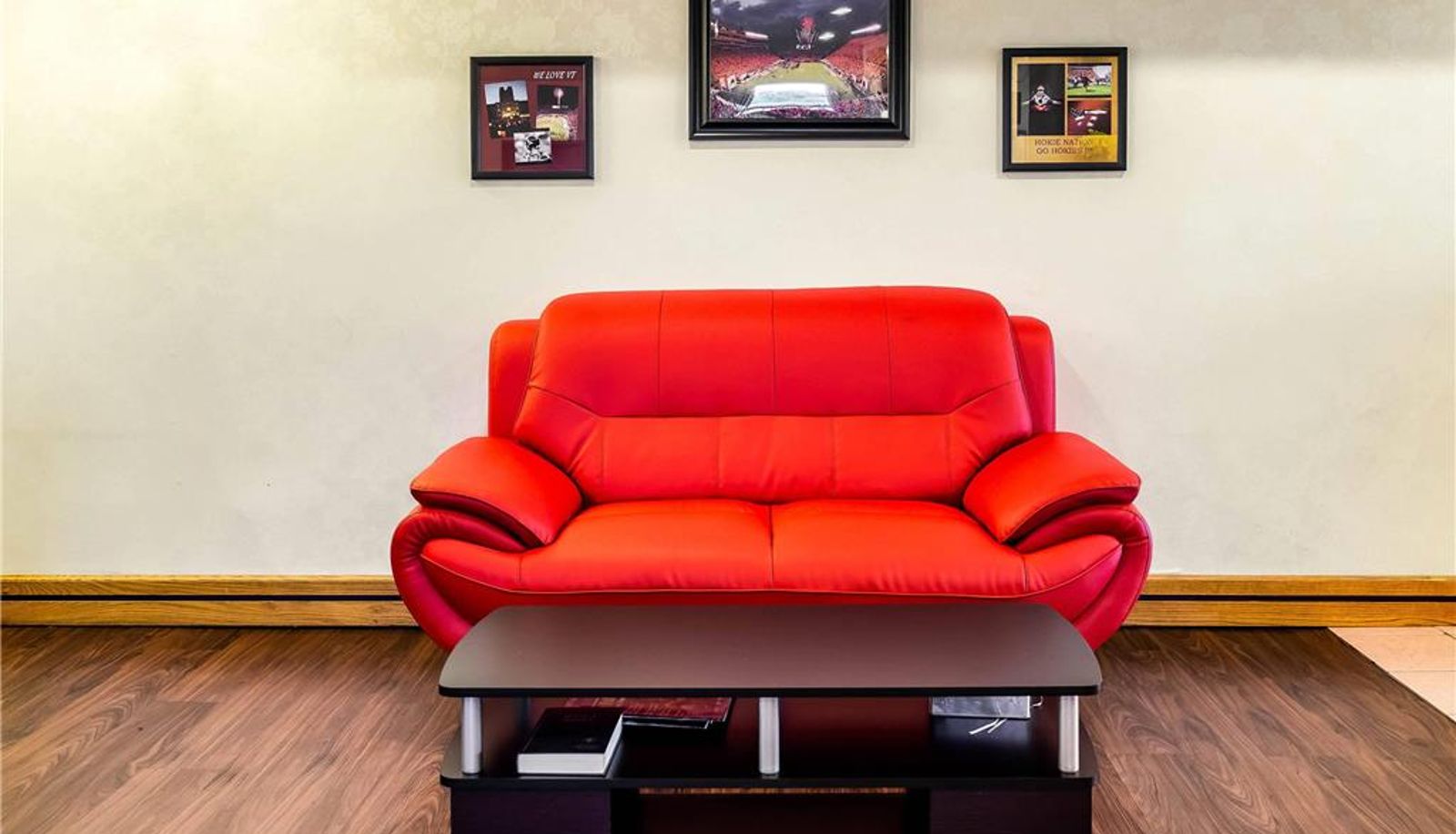 Hall - Econo Lodge Christiansburg