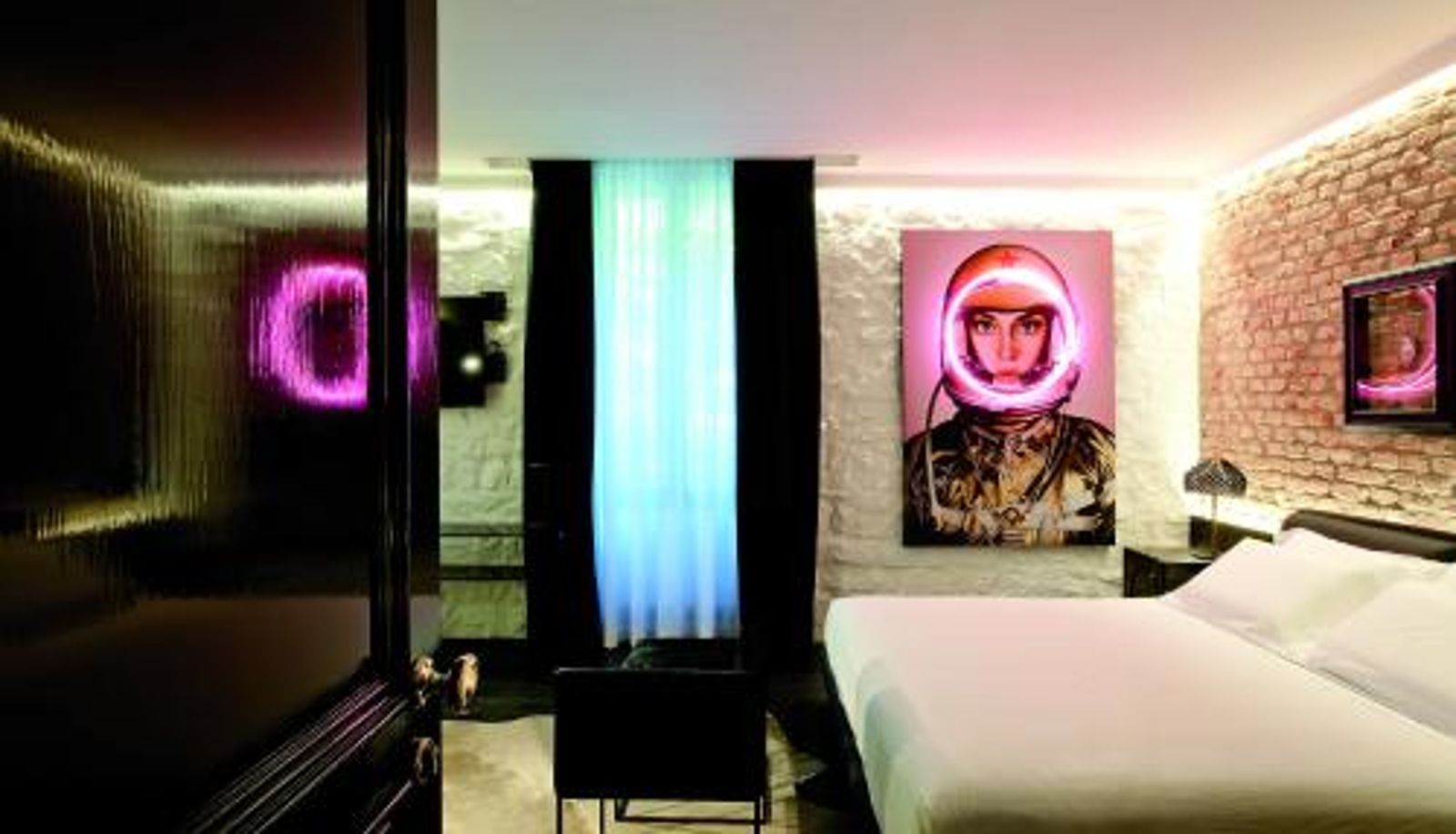 Suite - Areadocks Boutique Hotel