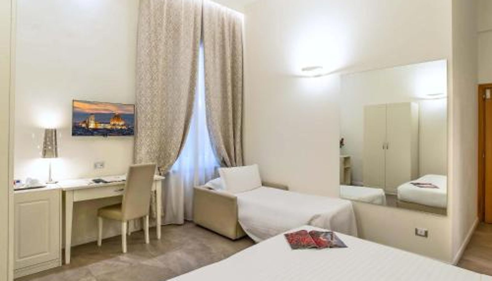 Triple room - Hotel Accademia