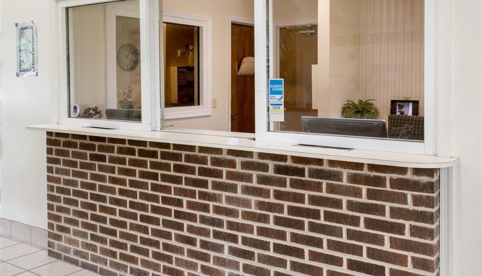 Sala - Econo Lodge Inn and Suites Carrollton Sm