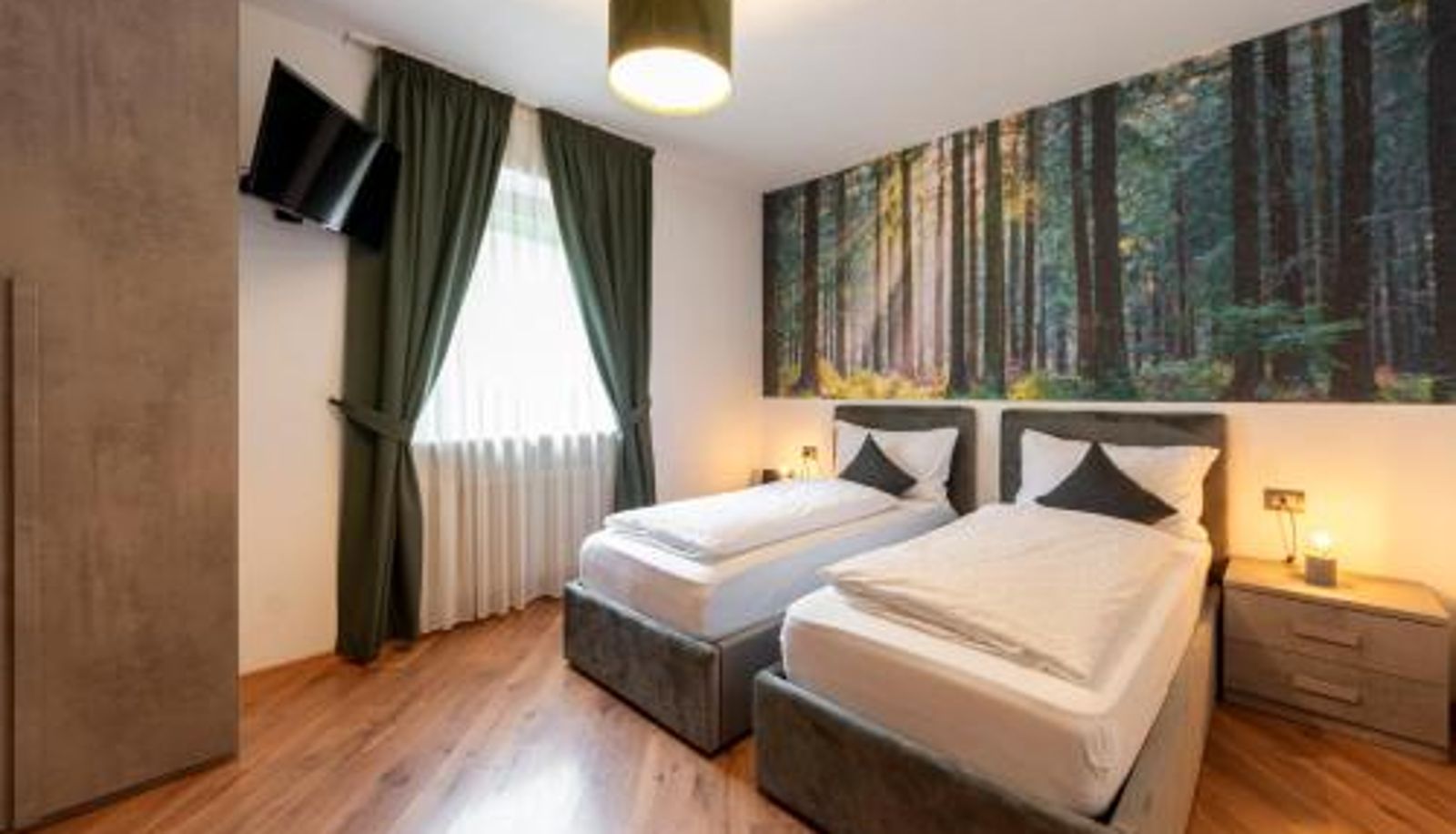 Zimmer - Kyrr Smart Mountain Retreat