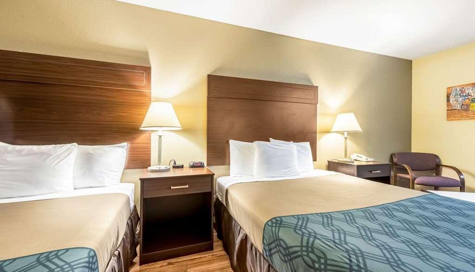 Habitación cuádruple - Econo Lodge Washington Harbor