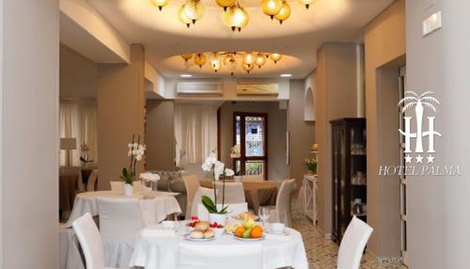 Ontbijtzaal in het restaurant - Hotel Palma